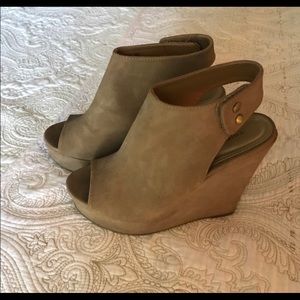 Light tan wedges (5in)